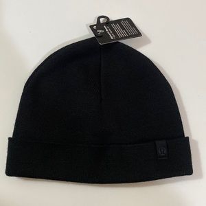 LULULEMON BLACK BEANIE!